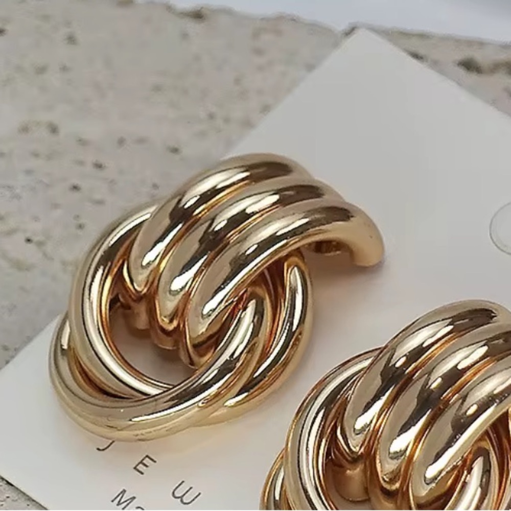 Chunky hoop earrings High-quality gold plated - Picture 8 of 14